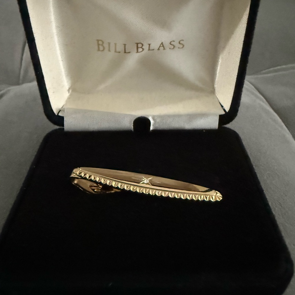 Bill Blass Gold Tie Clip